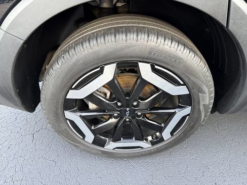 Used 2025 Kia Telluride S AWD/4WD image 25