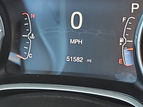 Used 2020 Jeep Compass Limited image 19