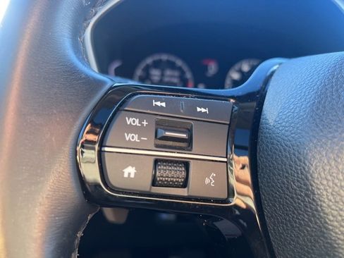 Used 2023 Honda Pilot Touring image 24