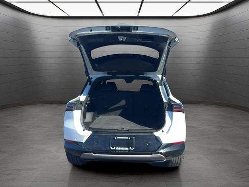 Used 2024 Chevrolet Equinox EV LT image 29