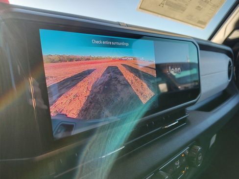 New 2026 Jeep Gladiator Sport image 22