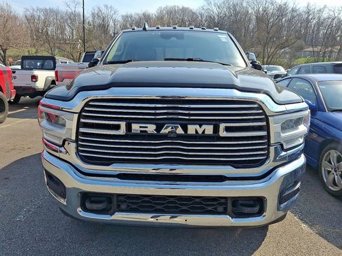 Used 2019 RAM 3500 Laramie image 2