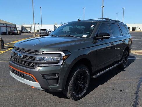 Used 2022 Ford Expedition Timberline image 3