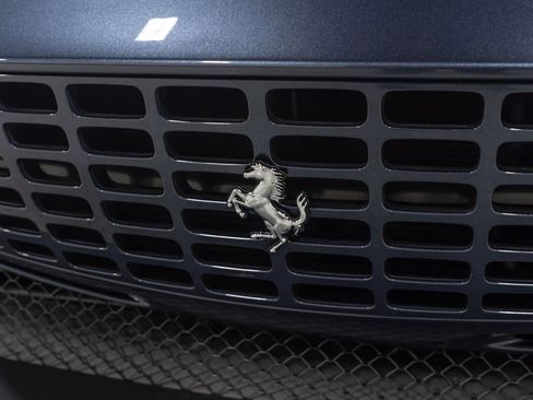 Used 2025 Ferrari Roma Spider image 25