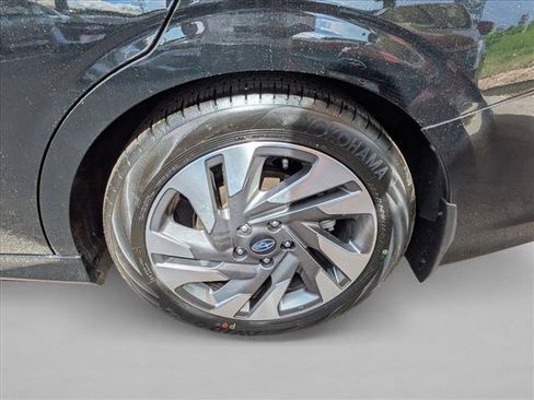 Used 2025 Subaru Legacy Limited w/ Popular Package #2 AWD/4WD image 9