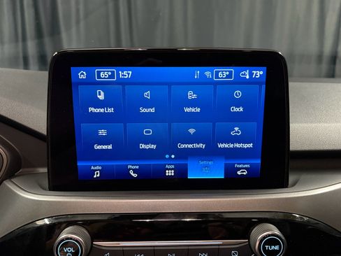 Used 2025 Ford Escape Active AWD/4WD image 10