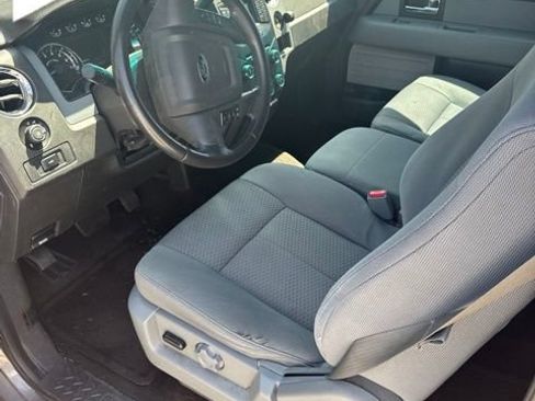 Used 2014 Ford F150 XLT w/ Equipment Group 302A Luxury AWD/4WD image 9