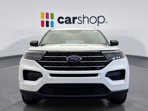 Used 2022 Ford Explorer XLT image 8