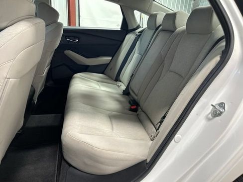 Certified 2023 Honda Accord EX image 19