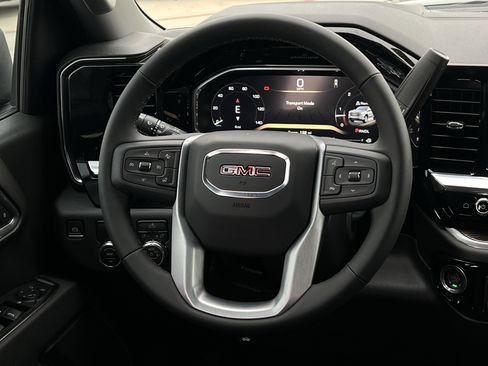 New 2026 GMC Sierra 1500 Elevation image 11