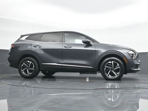 Used 2023 Kia Sportage LX image 22