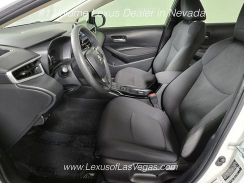 Used 2021 Toyota Corolla LE w/ LE Convenience Package FWD image 13