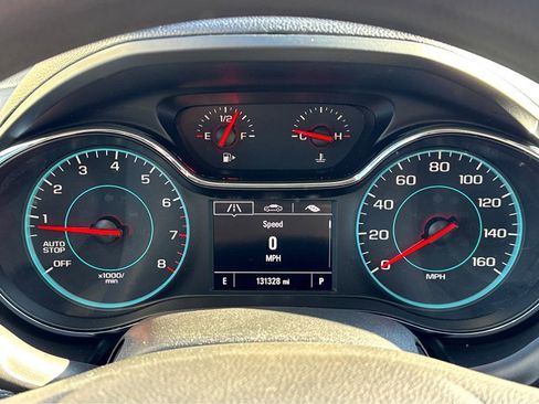 Used 2018 Chevrolet Cruze LS image 16