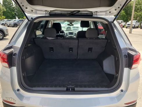 Used 2022 Chevrolet Equinox LS FWD image 10