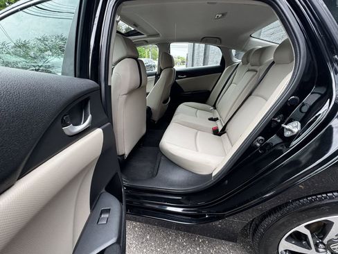 Used 2017 Honda Civic EX image 11