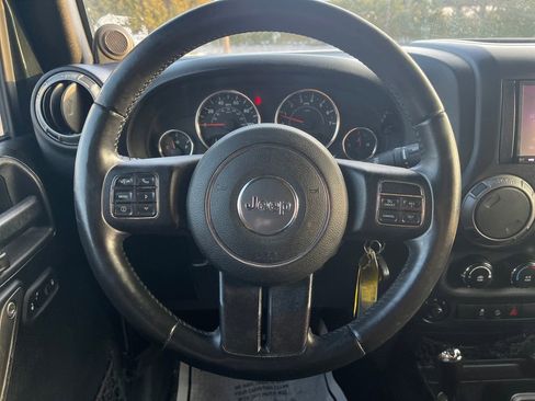 Used 2012 Jeep Wrangler Sport image 21