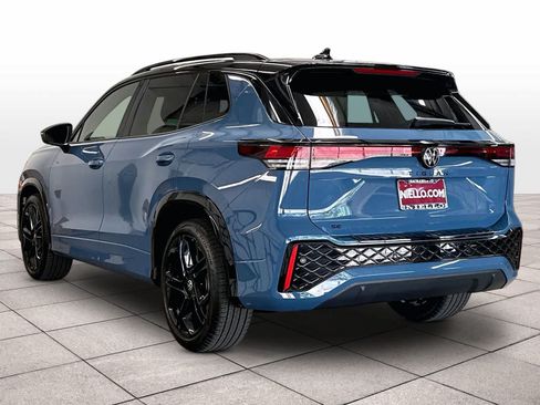 New 2026 Volkswagen Tiguan SE R-Line FWD image 3