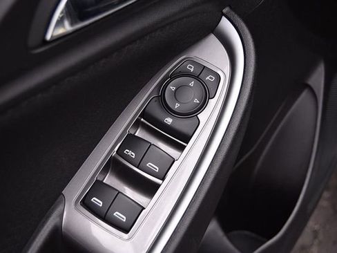 Used 2024 Chevrolet Malibu LT image 8