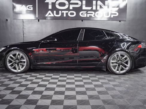 Used 2021 Tesla Model S Plaid image 30