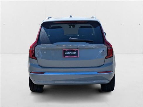New 2026 Volvo XC90 B6 Ultra image 8