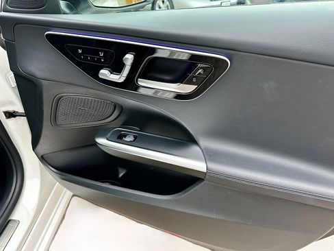 Used 2024 Mercedes-Benz C 300 C 300 image 31