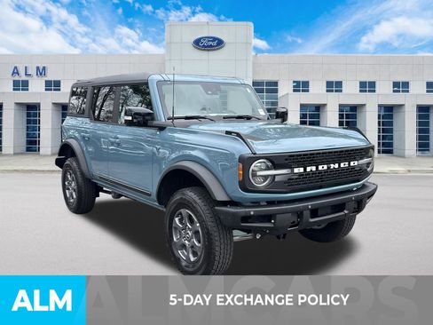 Used 2021 Ford Bronco First Edition image 3