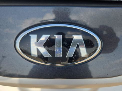 Used 2021 Kia Forte Sedan FWD image 11