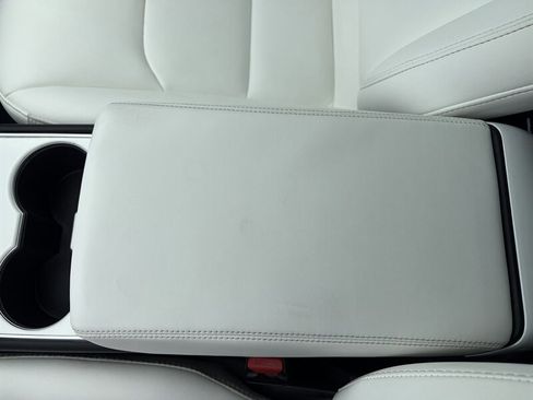 Used 2018 Tesla Model 3 Mid Range image 20