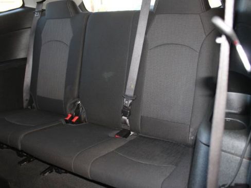 Used 2017 Chevrolet Traverse LT w/ Style and Technology Package image 10