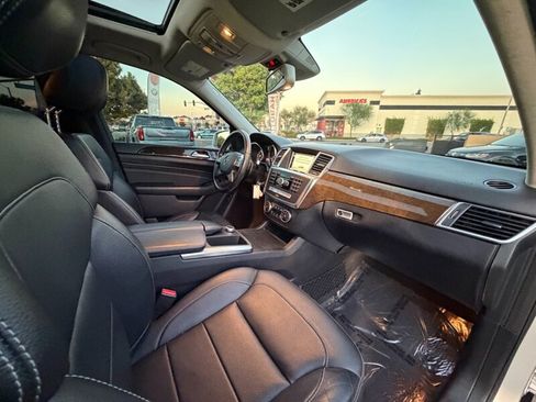 Used 2015 Mercedes-Benz ML 350 4MATIC image 49