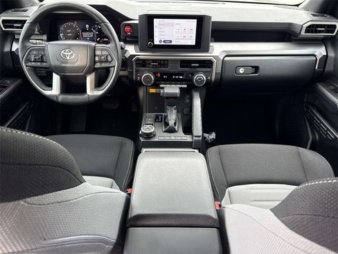 Used 2025 Toyota 4Runner TRD Off-Road image 24