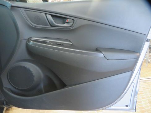 Used 2019 Hyundai Kona SEL FWD image 23