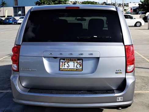 Used 2017 Dodge Grand Caravan GT FWD image 11