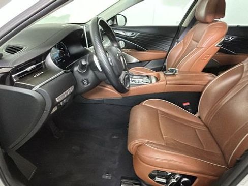 Used 2019 Kia K900 Luxury w/ VIP Package AWD/4WD image 12