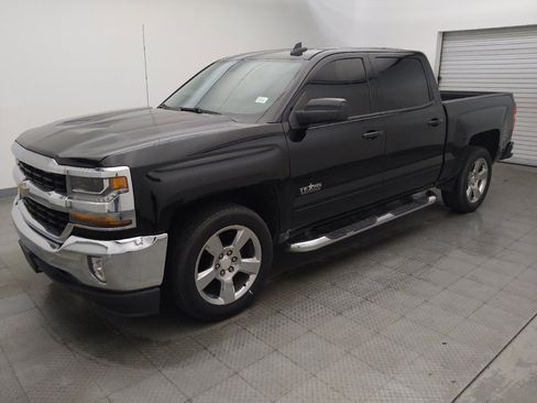 Used 2017 Chevrolet Silverado 1500 LT w/ Texas Edition RWD image 2