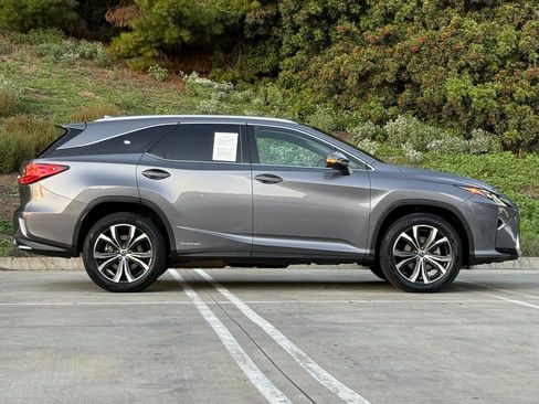 Used 2019 Lexus RX 450hL image 10