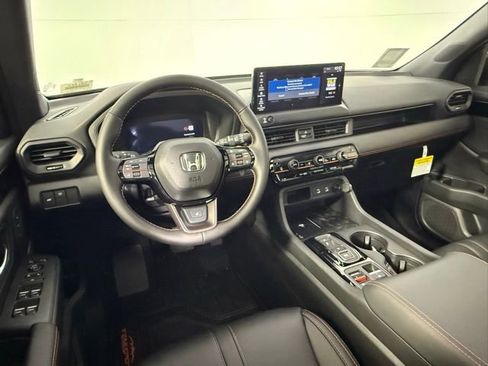 New 2026 Honda Pilot TrailSport image 45