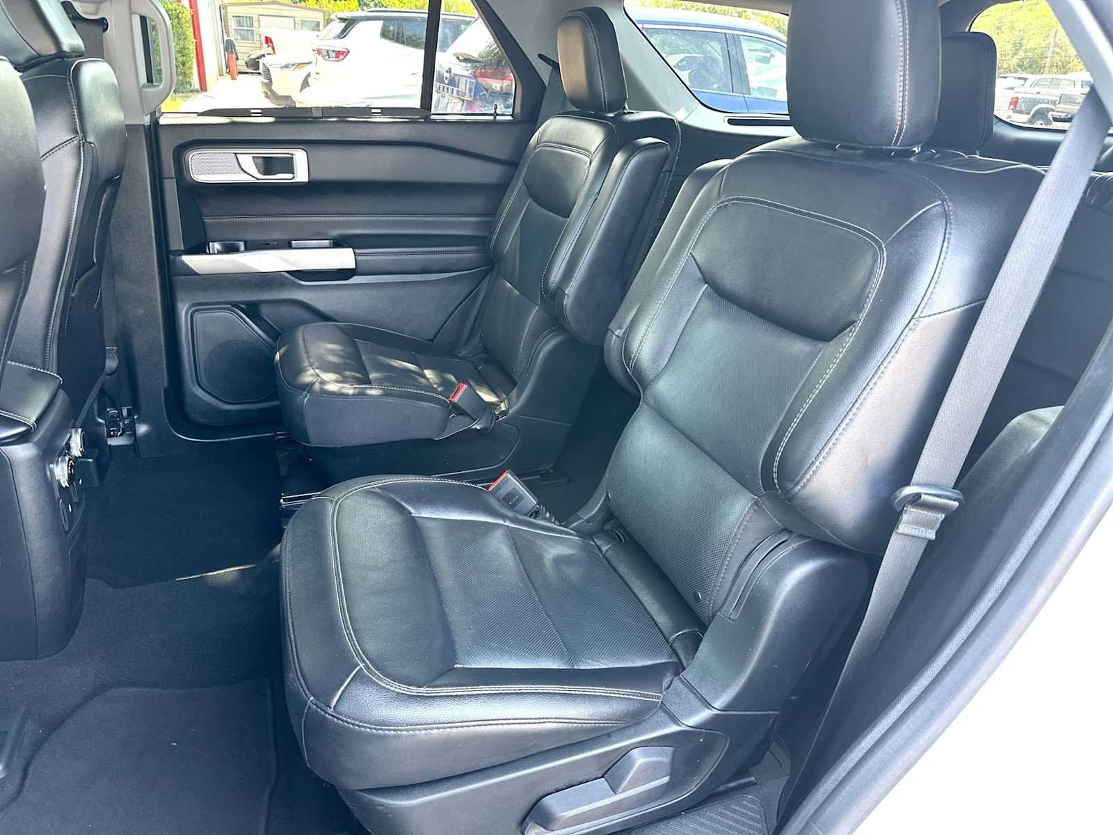 Used 2023 Ford Explorer Limited RWD image 23