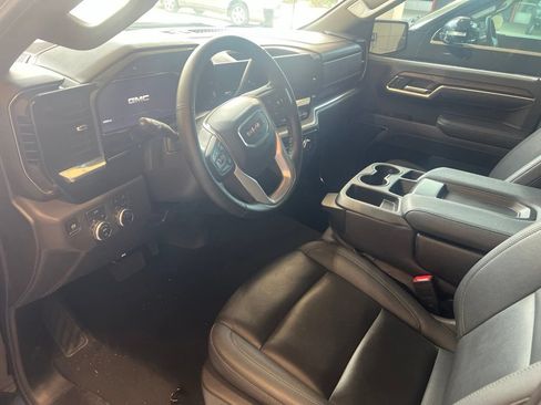 Used 2025 GMC Sierra 1500 SLT AWD/4WD image 2