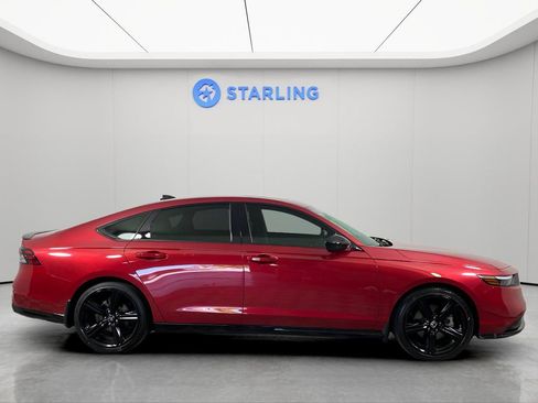 Used 2024 Honda Accord Sport image 11