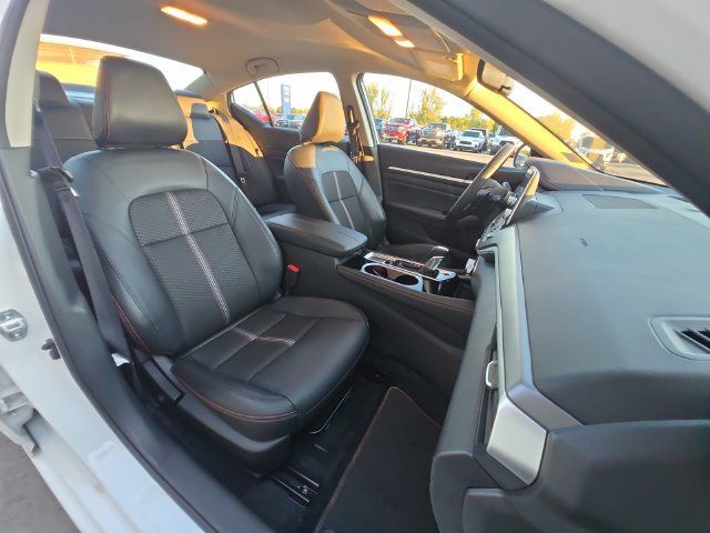 Used 2025 Nissan Altima 2.5 SR AWD/4WD image 30