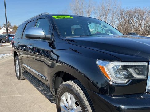 Used 2018 Toyota Sequoia Platinum image 11