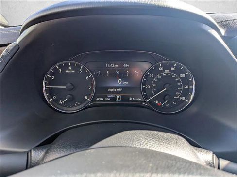 Used 2023 INFINITI QX80 Premium Select w/ Cargo Package image 12