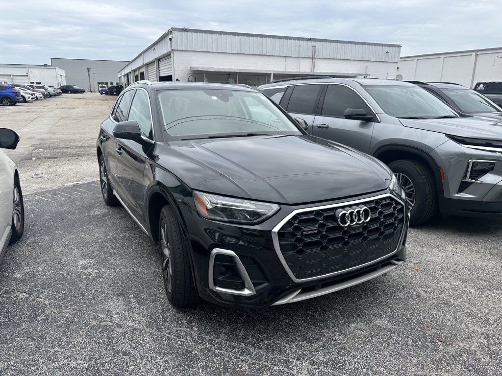 Used 2023 Audi Q5 2.0T Premium Plus AWD/4WD image 3