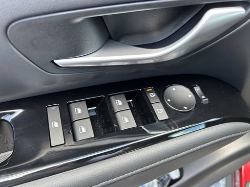 New 2026 Hyundai Tucson Limited FWD image 21