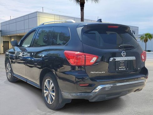 Certified 2020 Nissan Pathfinder SL w/ Cargo Package FWD image 6