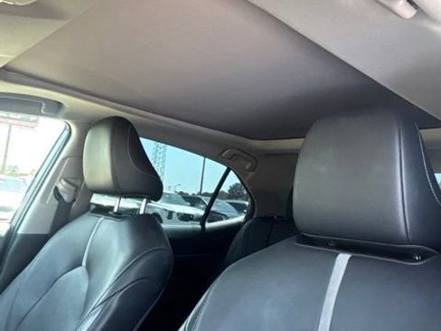 Used 2021 Toyota Camry XSE FWD image 18