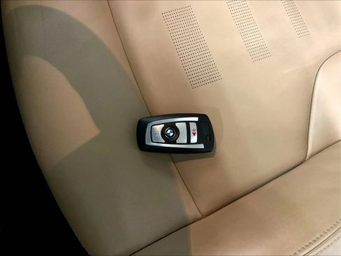 Used 2016 BMW M4 Coupe RWD image 29
