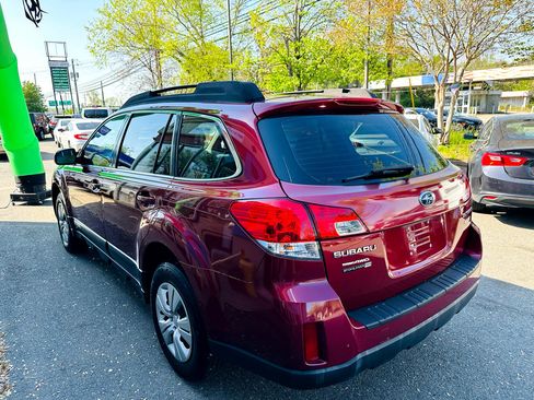 Used 2014 Subaru Outback 2.5i image 4