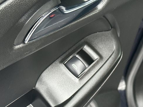 Used 2021 Chevrolet TrailBlazer LS image 29